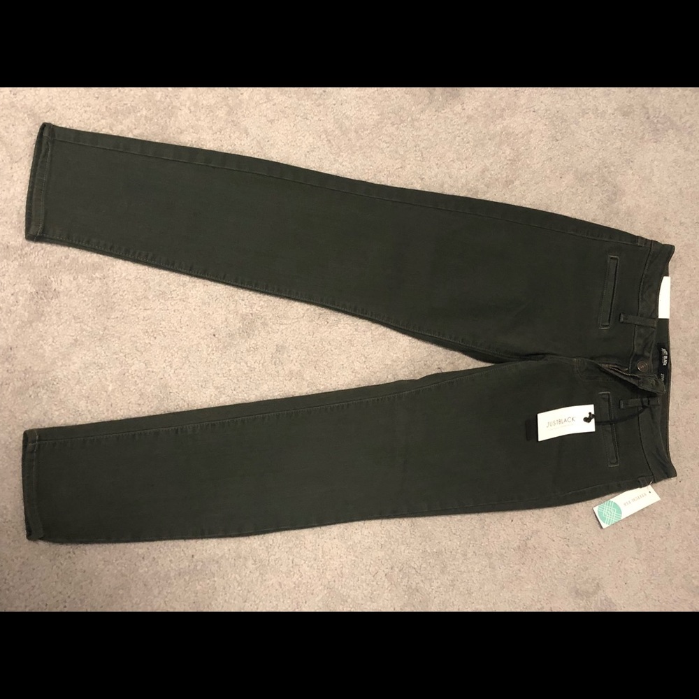 Green skinny jeans